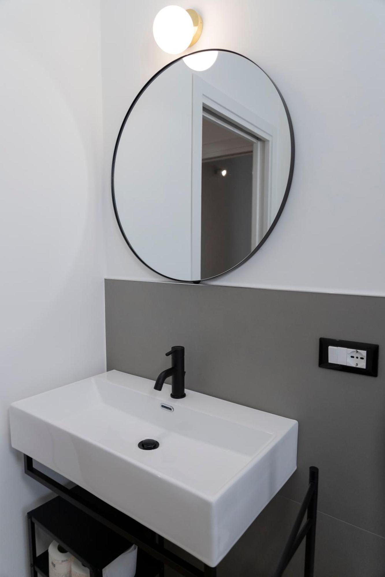 Apartament "42Metriquadri" A Bari Zewnętrze zdjęcie